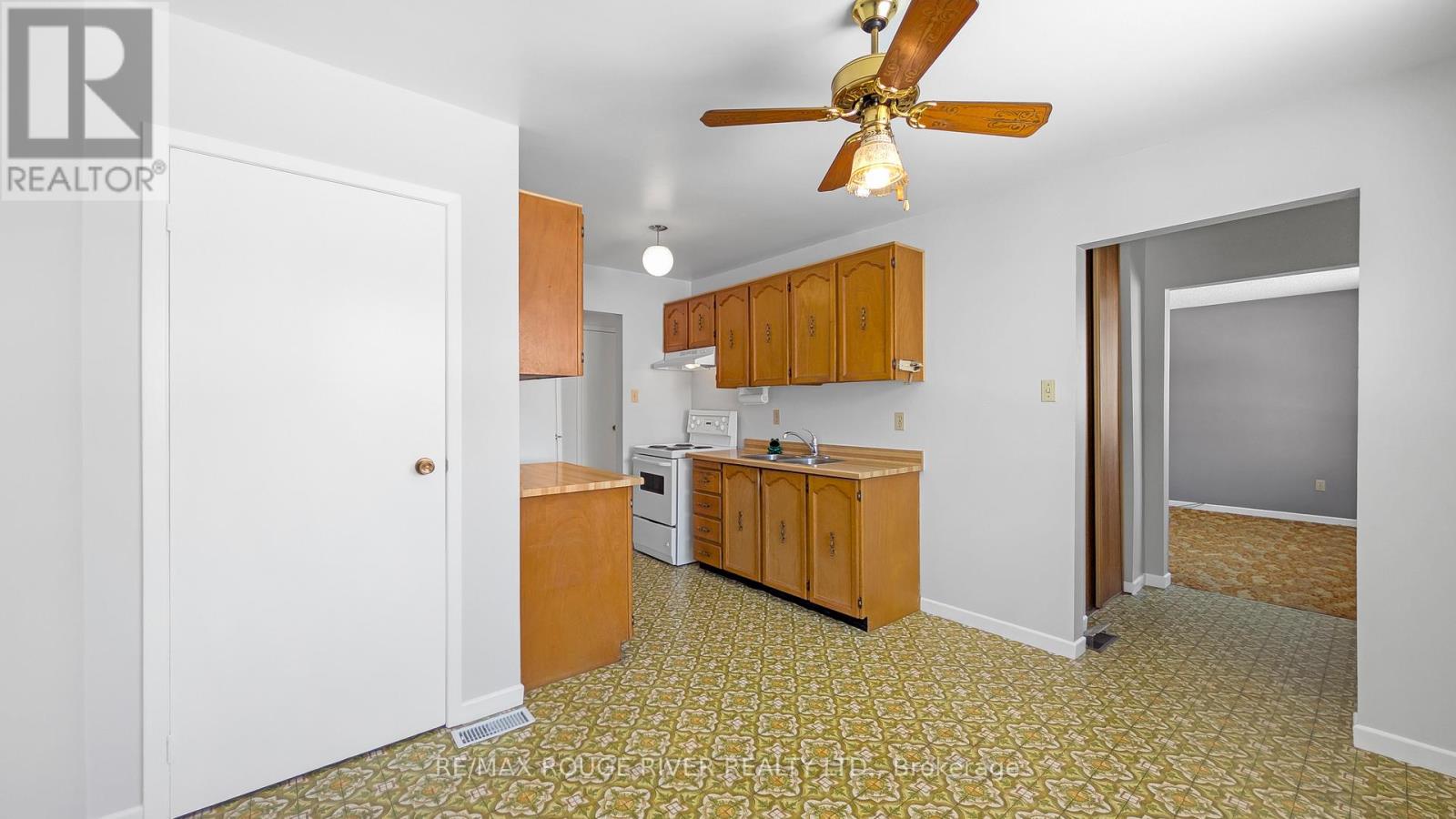 20 Coyle Crescent, Selwyn, Ontario  K9J 6X5 - Photo 18 - X12978378