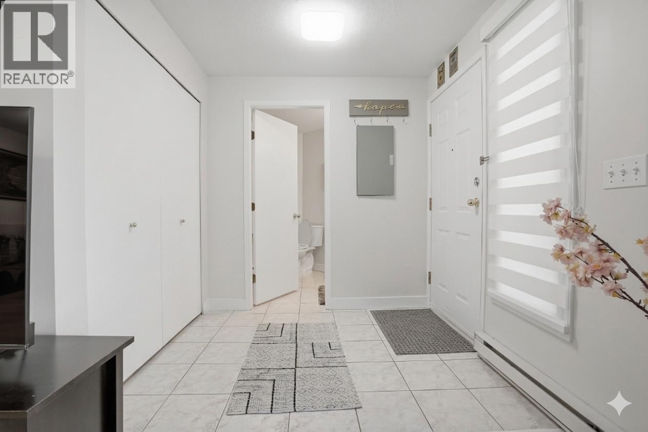 5 7901 13th Avenue, Burnaby, British Columbia  V3N 2E8 - Photo 7 - R3109235