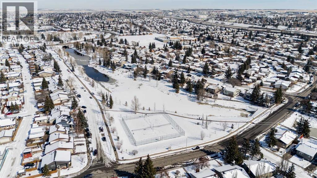 240 Summerwood Place SE, Airdrie, Alberta  T4B 1W3 - Photo 40 - A2299090