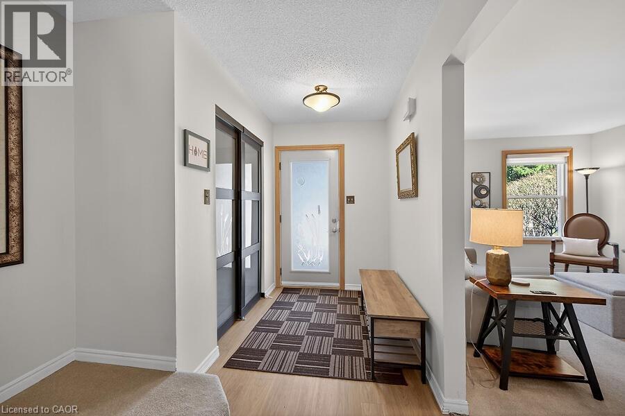 621 Tomahawk Crescent, Ancaster, Ontario  L9G 3T4 - Photo 5 - 40819283