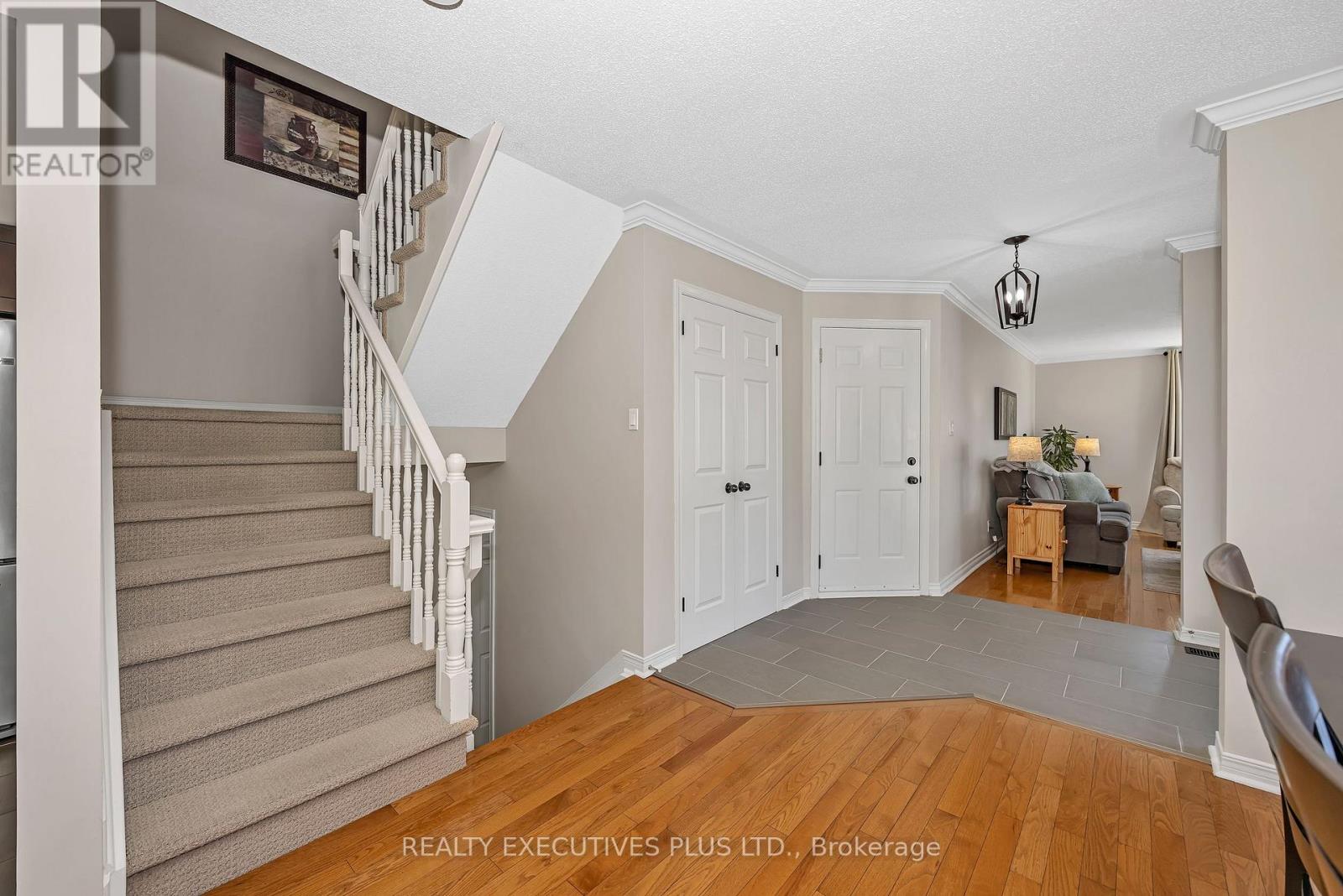 1611 Marley Crescent, Ottawa, Ontario  K1J 1C2 - Photo 18 - X12978340