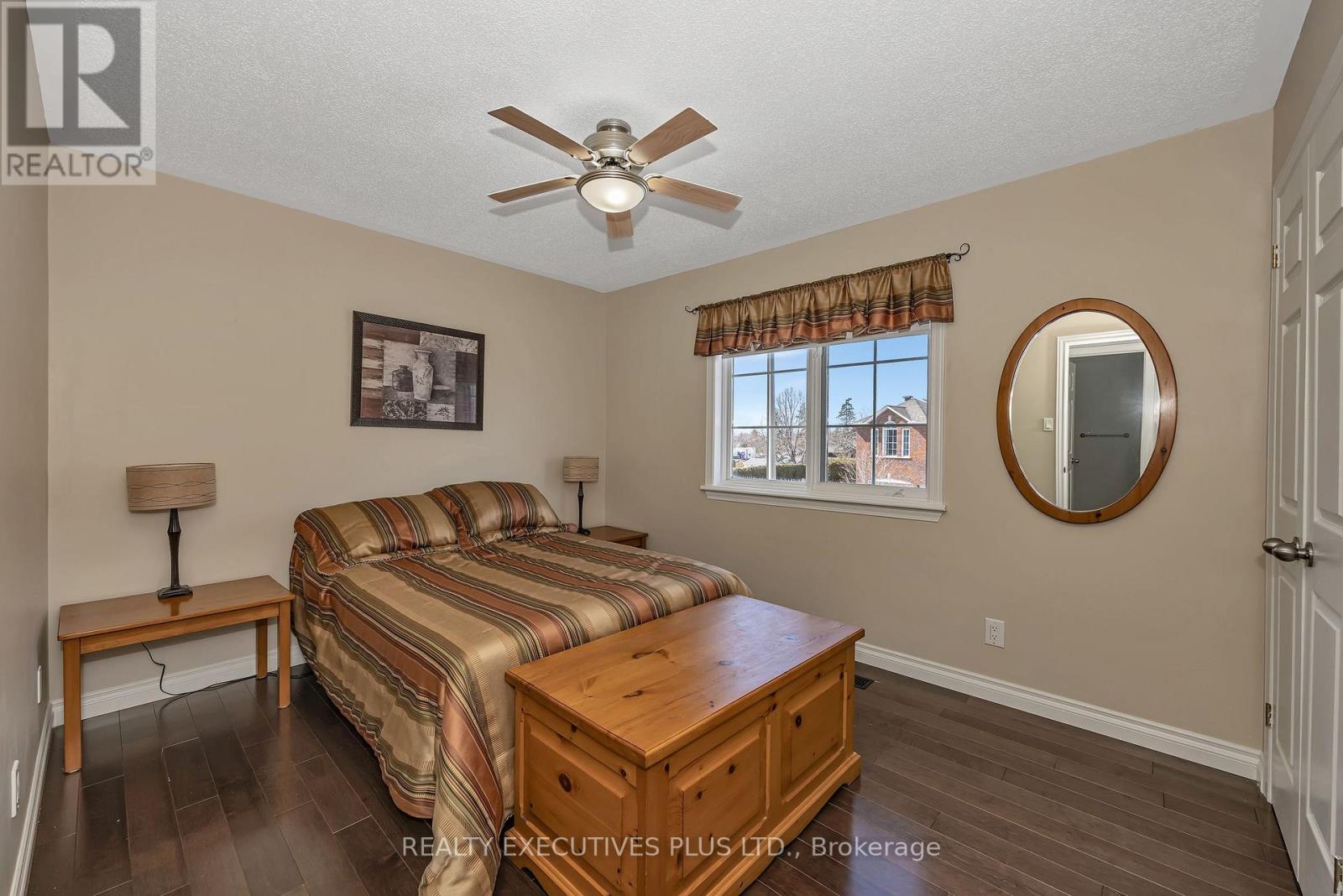 1611 Marley Crescent, Ottawa, Ontario  K1J 1C2 - Photo 24 - X12978340