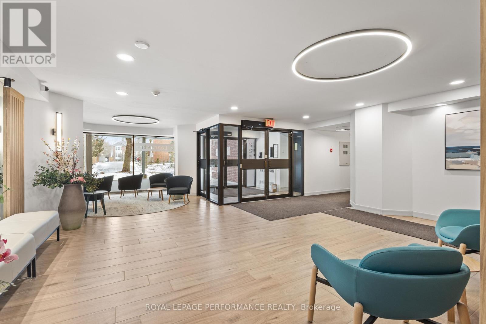 609 - 225 Alvin Road, Ottawa, Ontario  K1K 4H6 - Photo 4 - X12978392