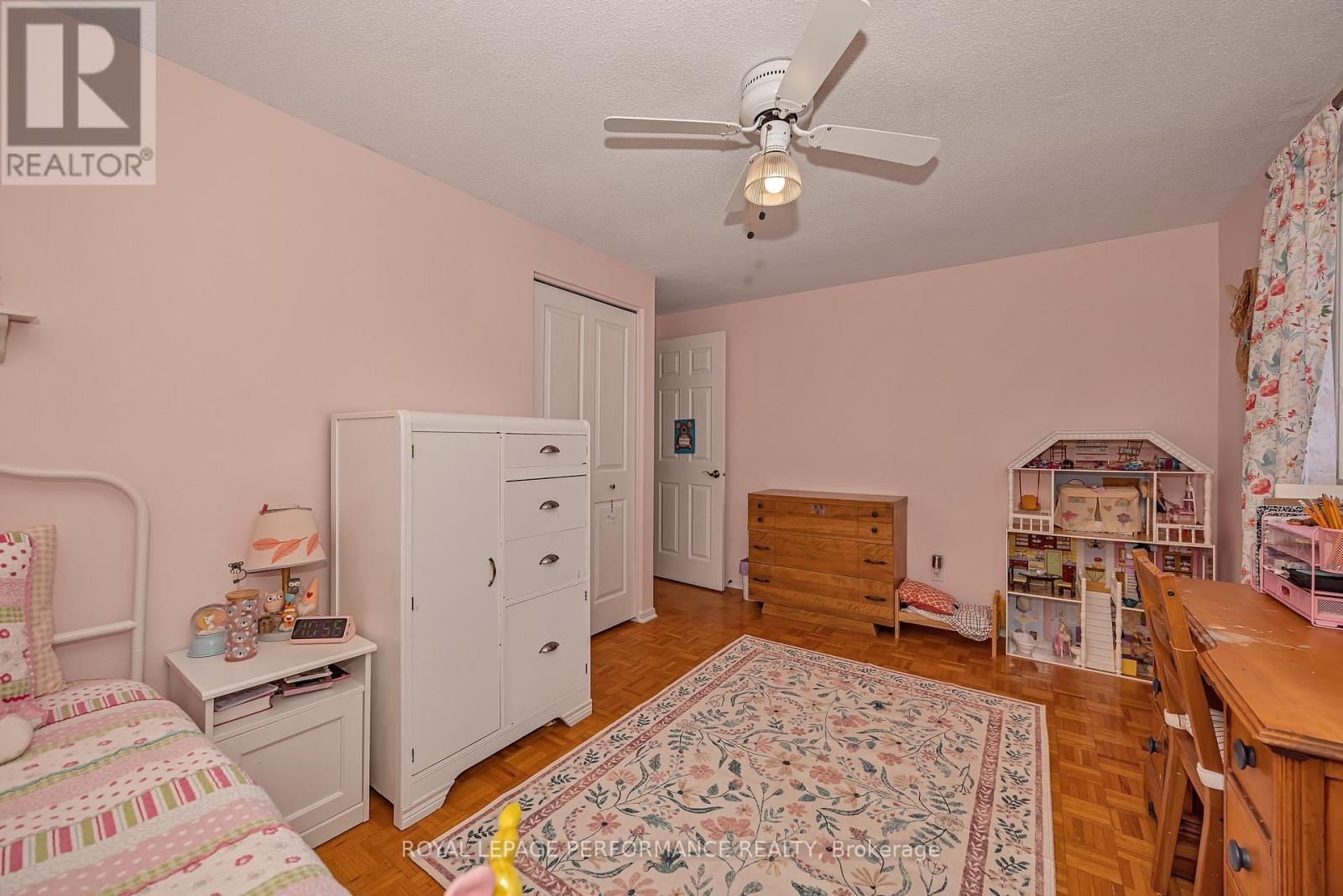 372 Phoenix Crescent, Ottawa, Ontario  K1E 1V7 - Photo 19 - X12978394
