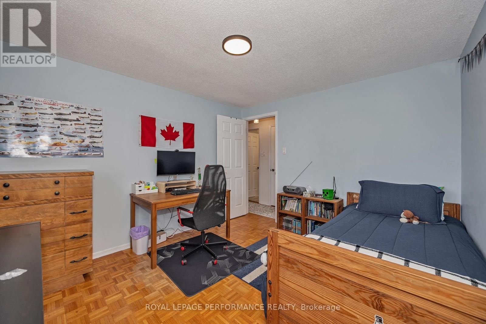 372 Phoenix Crescent, Ottawa, Ontario  K1E 1V7 - Photo 21 - X12978394