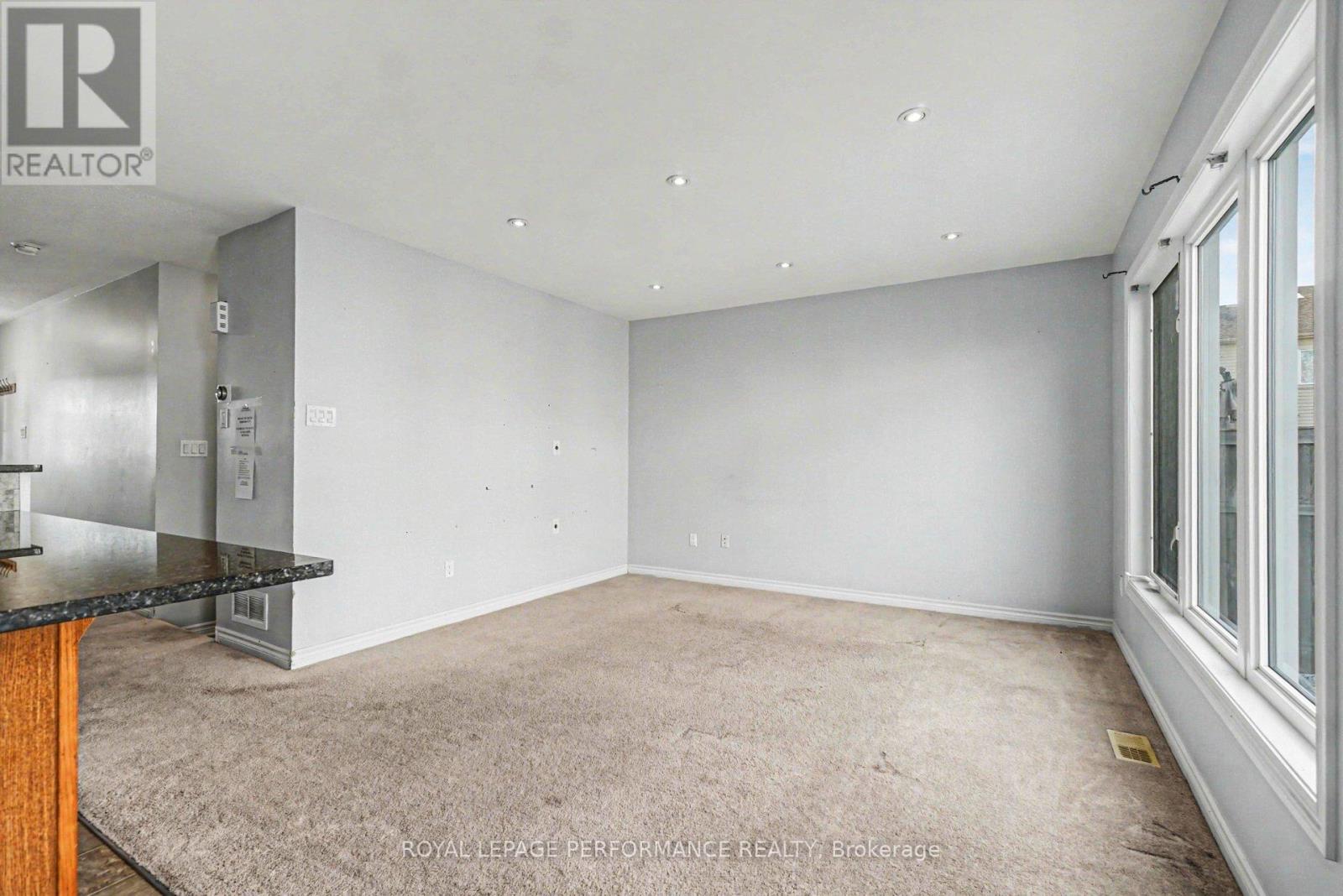 2733 Grand Canal Street, Ottawa, Ontario  K2J 0T1 - Photo 8 - X12978406