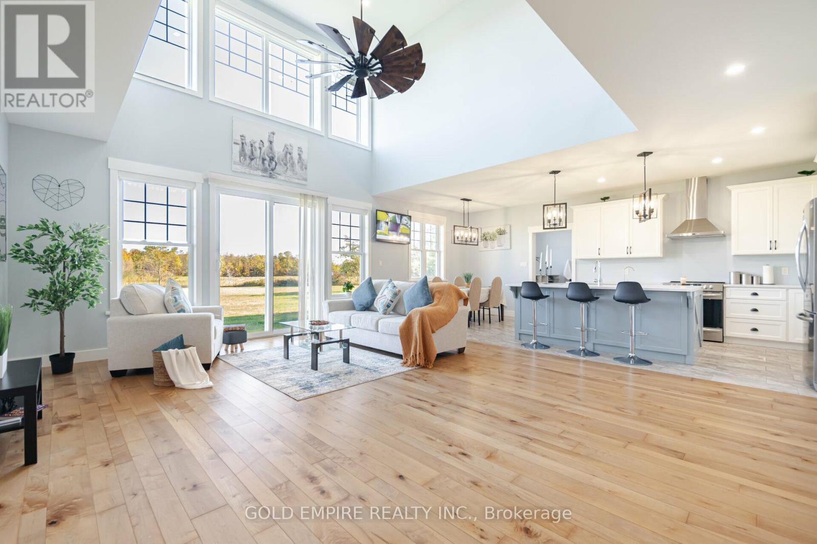 11786 Parson Road, Southwold, Ontario  N5P 3T2 - Photo 12 - X12978396