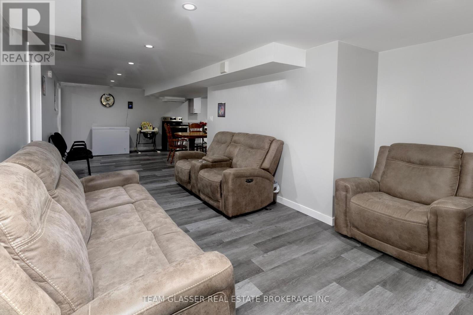 49728 Lyons Line Road, Malahide, Ontario N0L 2J0 - Photo 28 - X12978400