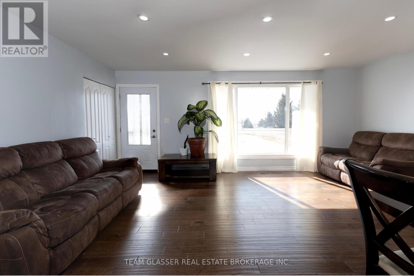 49728 Lyons Line Road, Malahide, Ontario N0L 2J0 - Photo 9 - X12978400