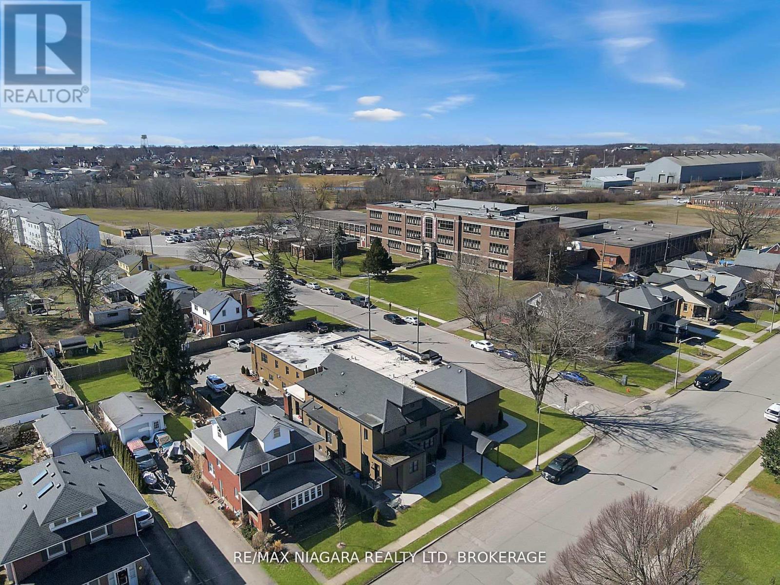 21 Wintemute Street, Fort Erie, Ontario  L2A 3N9 - Photo 34 - X12439523