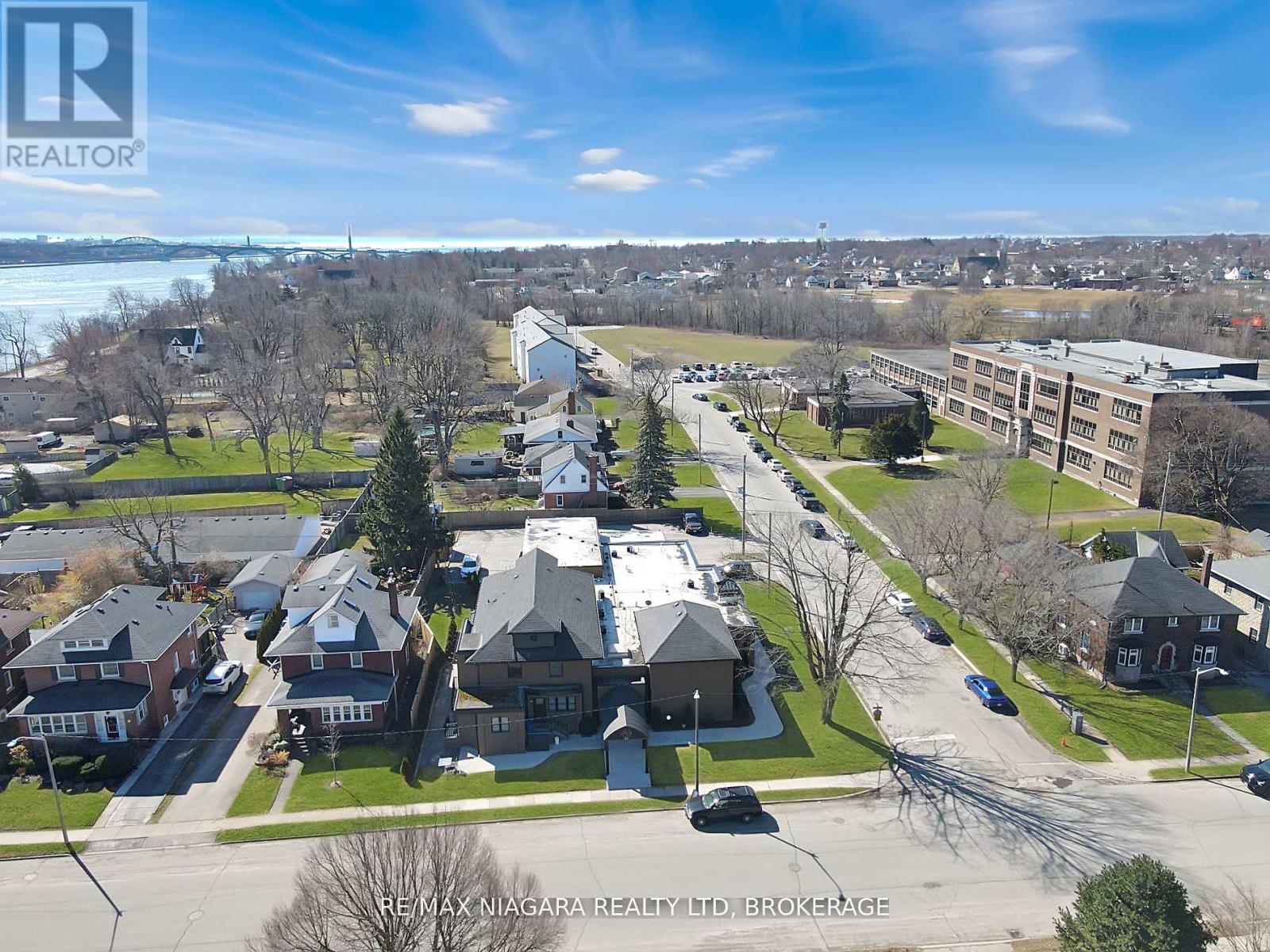 21 Wintemute Street, Fort Erie, Ontario  L2A 3N9 - Photo 33 - X12439523