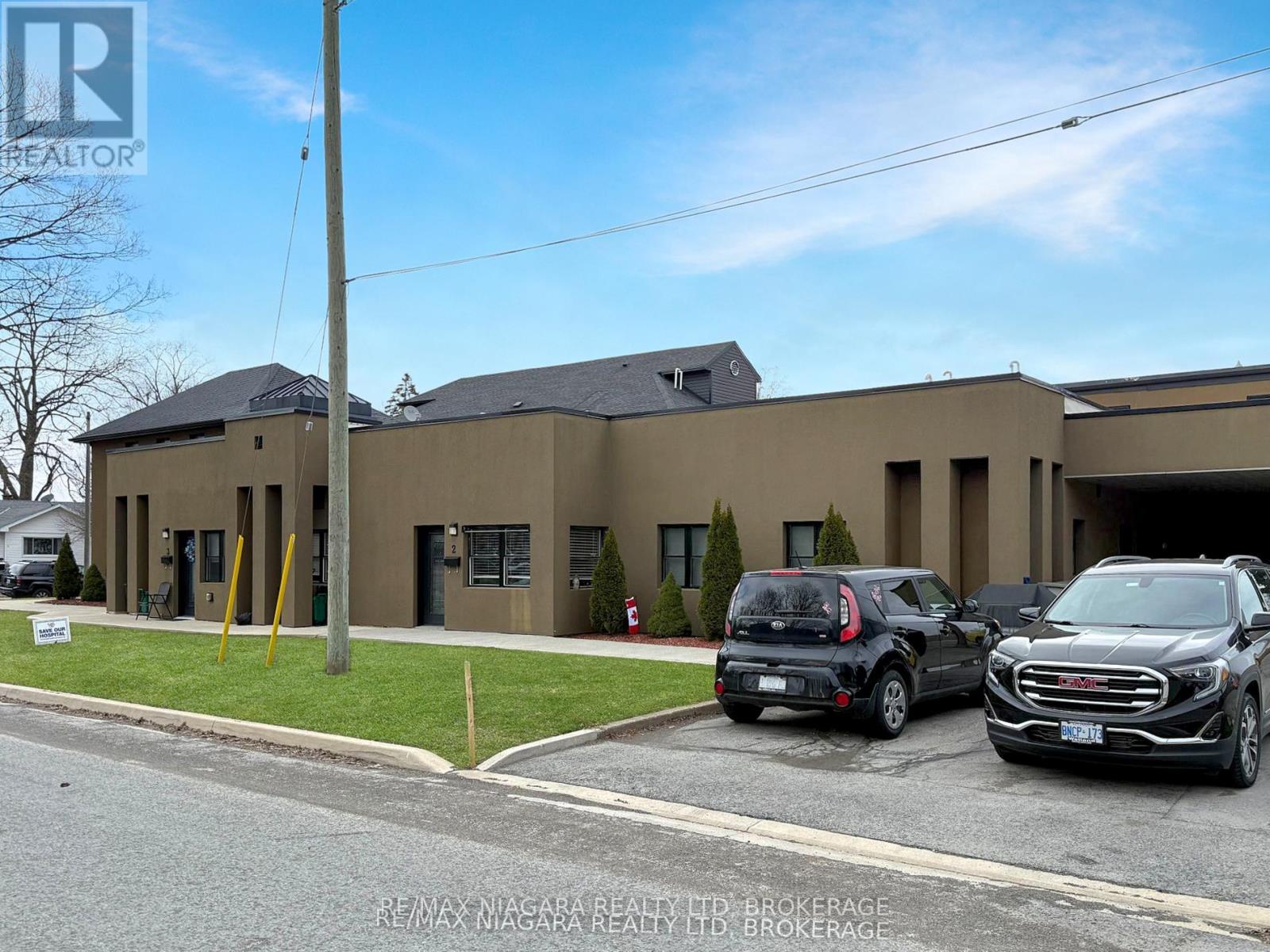 21 Wintemute Street, Fort Erie, Ontario  L2A 3N9 - Photo 4 - X12439523