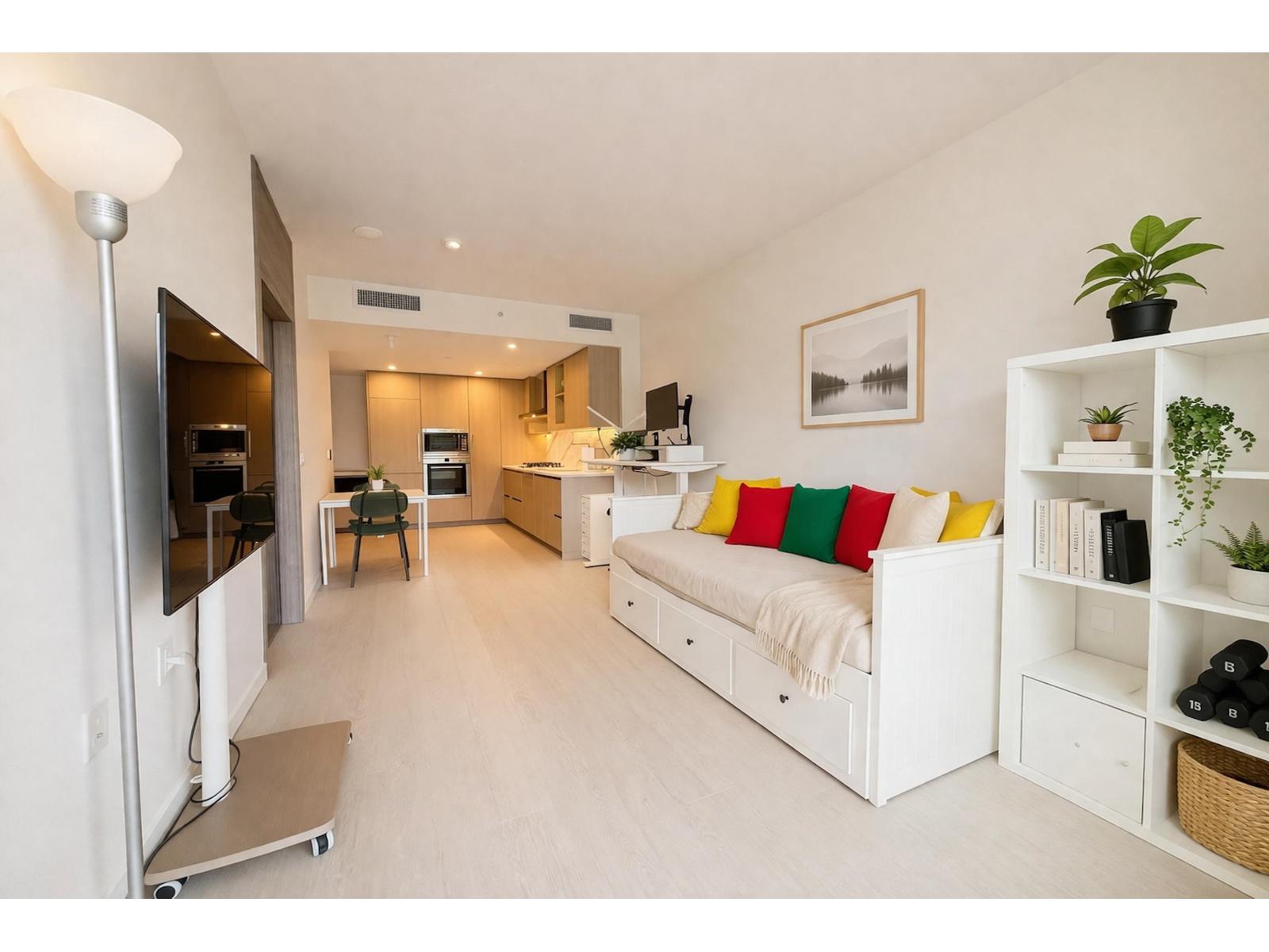 603 13778 100 Avenue, Surrey, British Columbia  V3T 0V3 - Photo 4 - R3109271