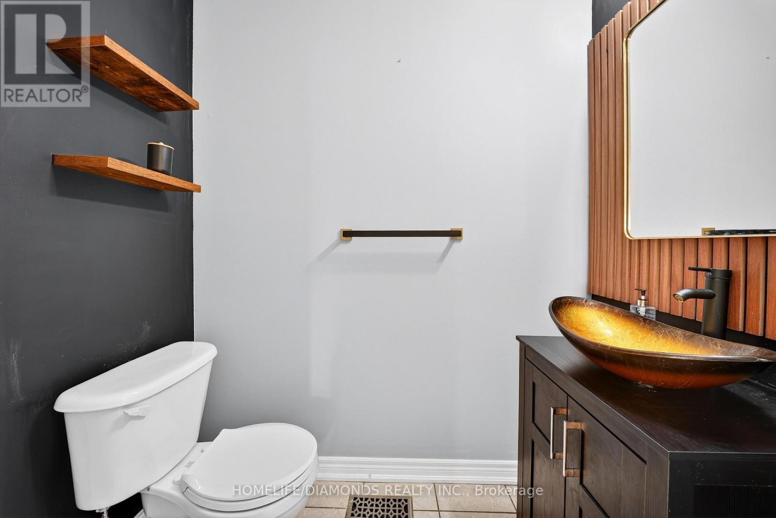 62 Don Minaker Drive, Brampton, Ontario  L6P 1R3 - Photo 14 - W12925412