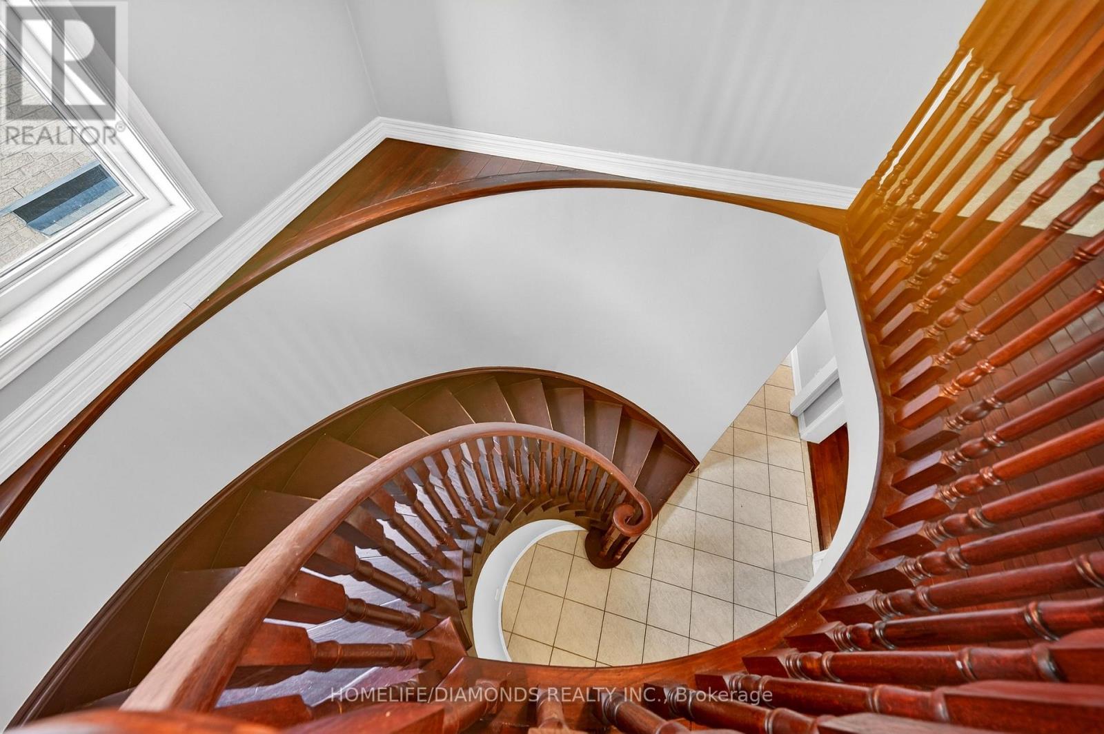 62 Don Minaker Drive, Brampton, Ontario  L6P 1R3 - Photo 17 - W12925412