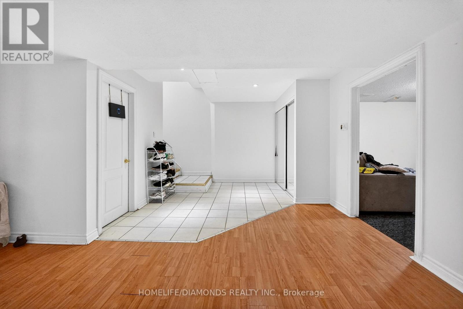 62 Don Minaker Drive, Brampton, Ontario  L6P 1R3 - Photo 35 - W12925412