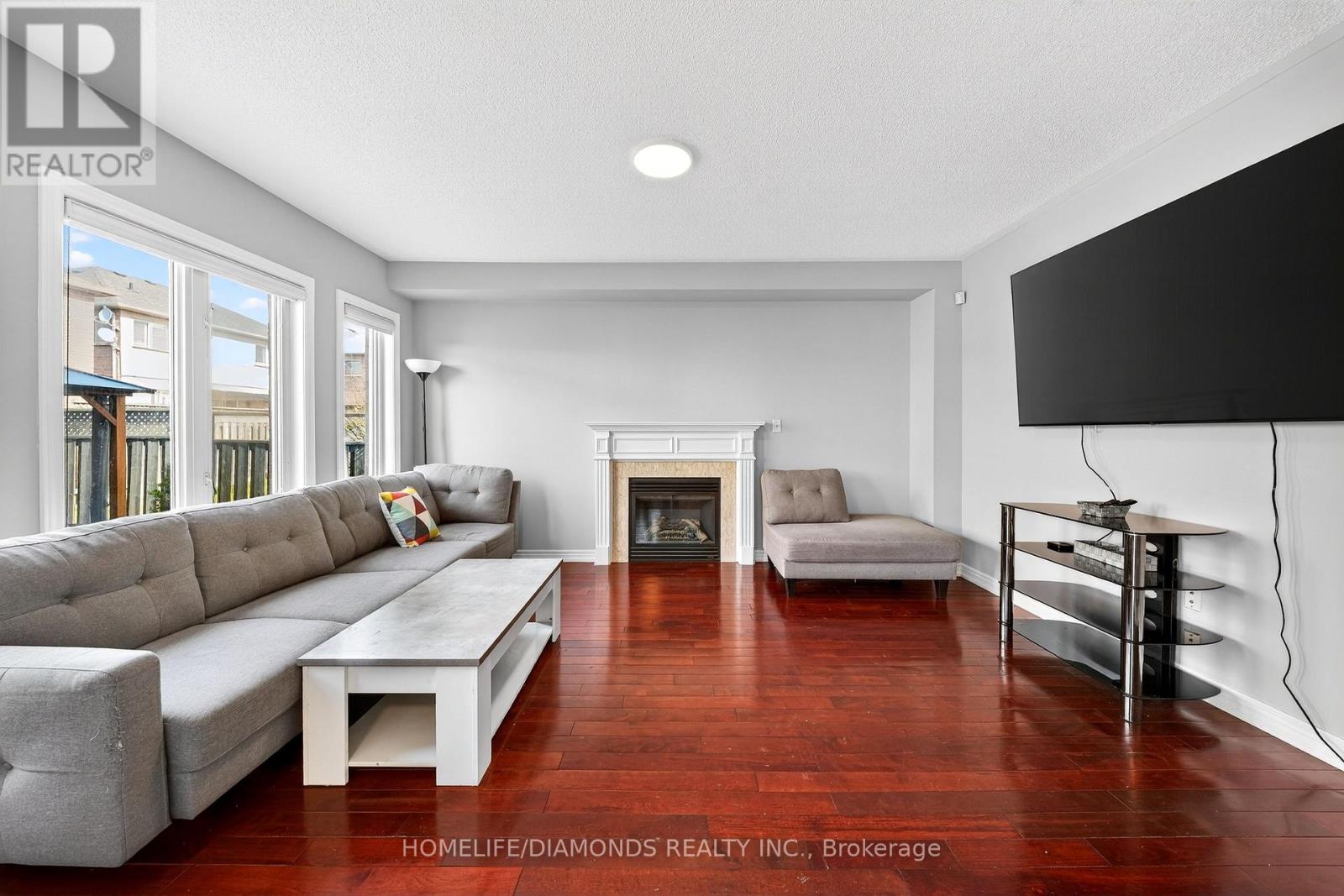 62 Don Minaker Drive, Brampton, Ontario  L6P 1R3 - Photo 12 - W12925412