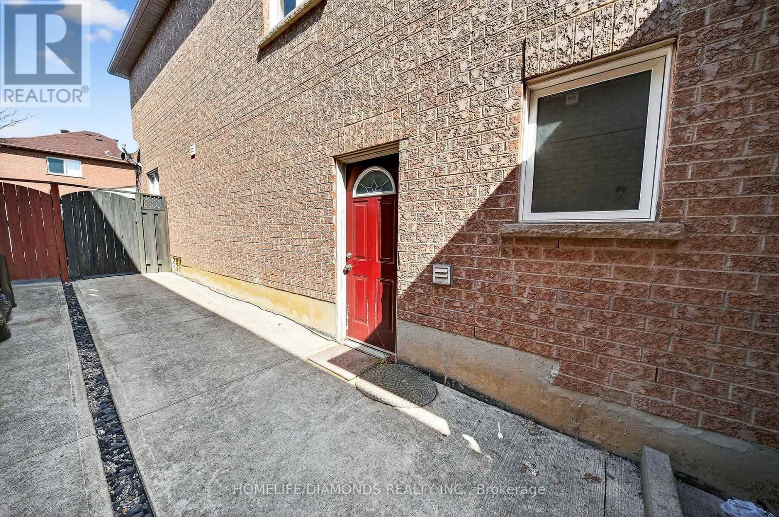 62 Don Minaker Drive, Brampton, Ontario  L6P 1R3 - Photo 38 - W12925412