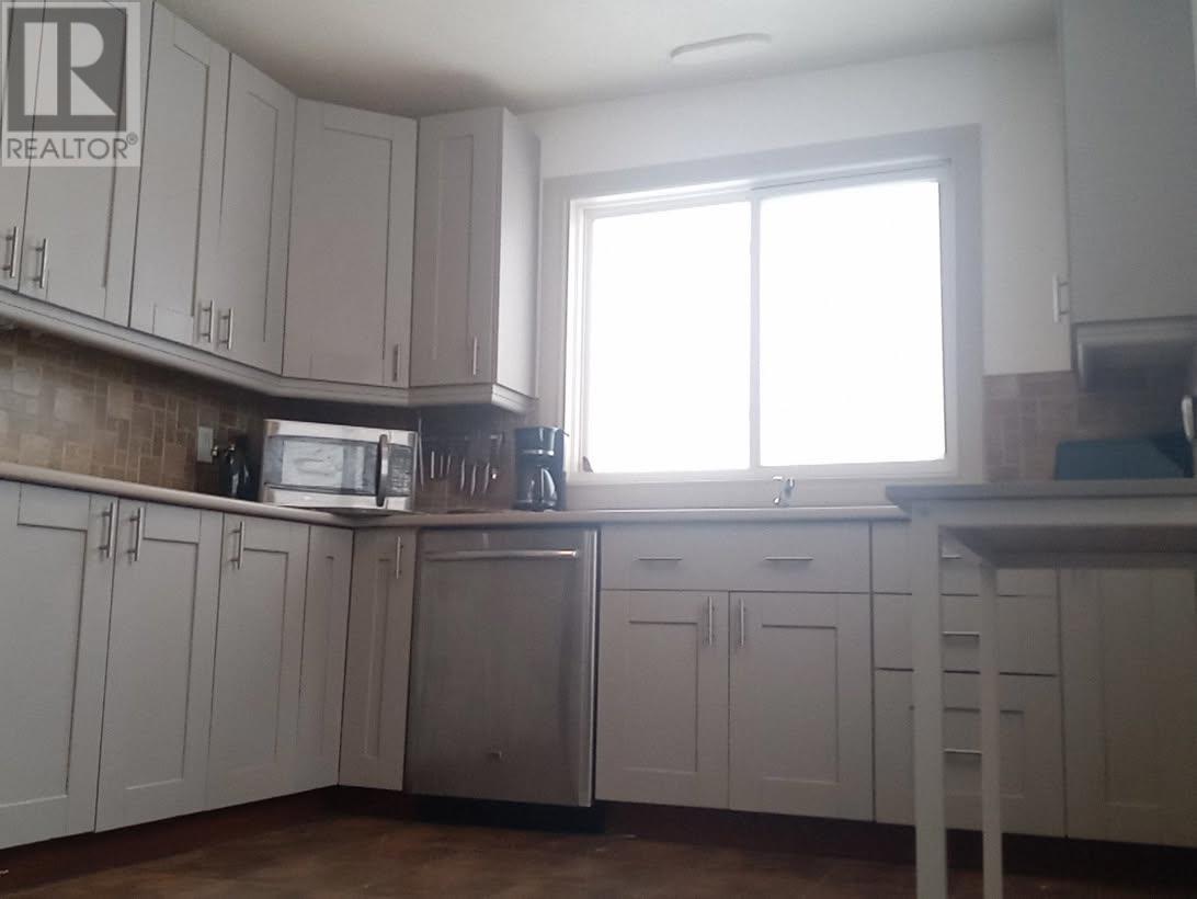 5 Falcon Dr, Manitouwadge, Ontario  P0T 2C0 - Photo 15 - TB2600654