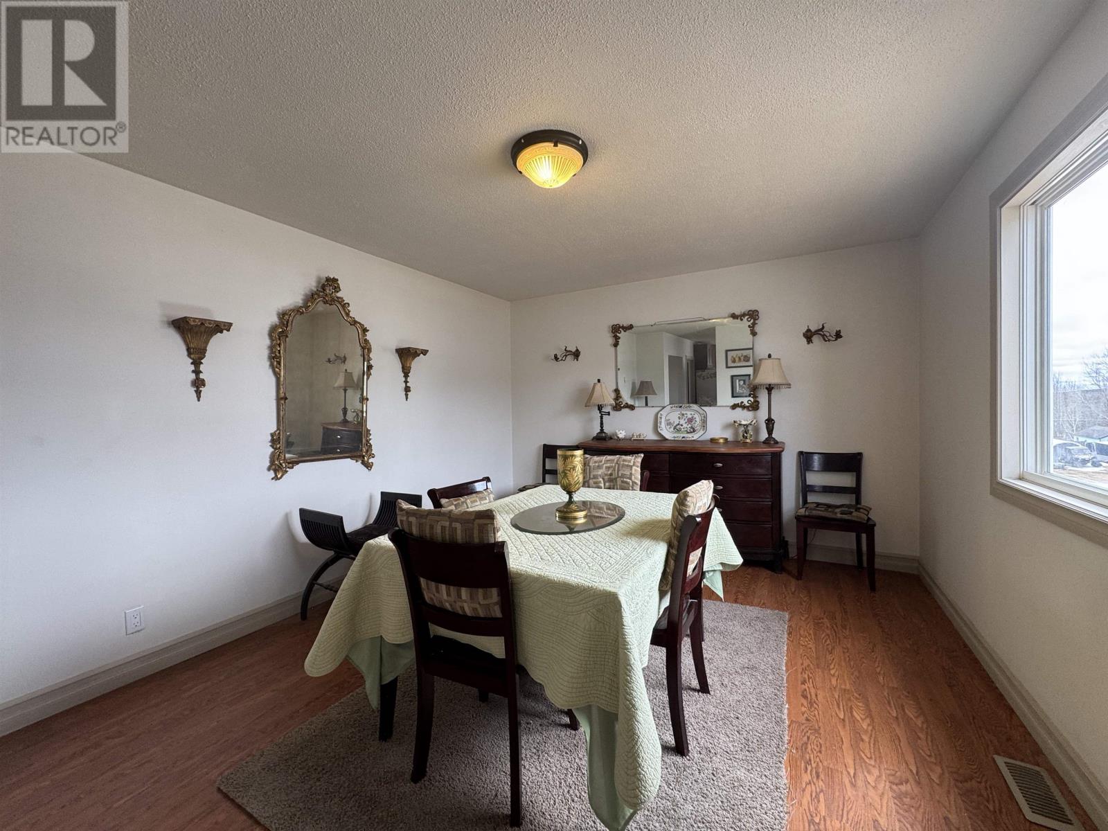 5 Falcon Dr, Manitouwadge, Ontario  P0T 2C0 - Photo 12 - TB2600654