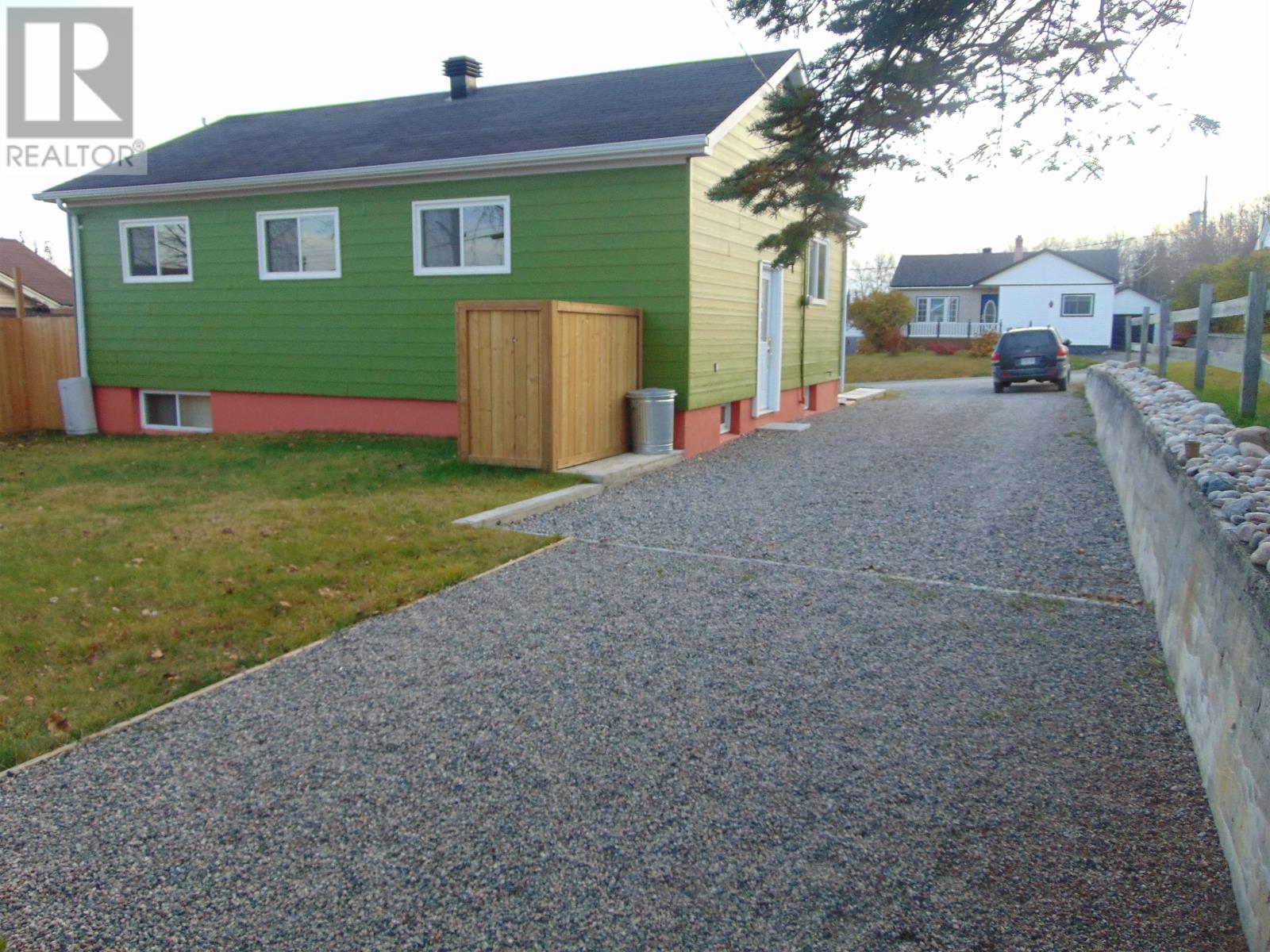 5 Falcon Dr, Manitouwadge, Ontario  P0T 2C0 - Photo 4 - TB2600654