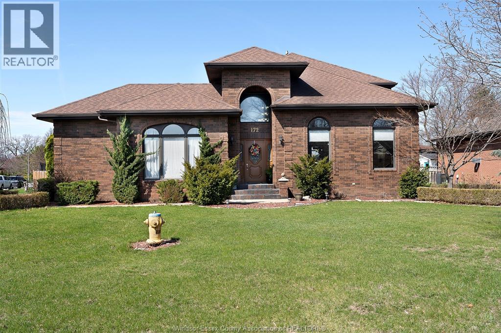 172 POINTE WEST DRIVE, Amherstburg, Ontario