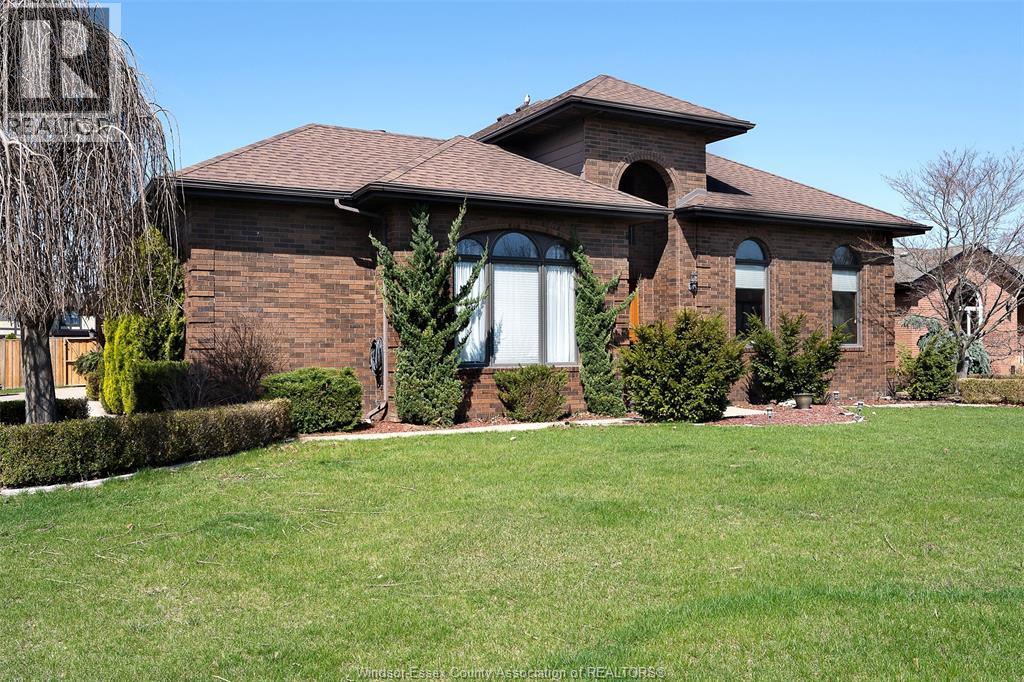 172 Pointe West Drive, Amherstburg, Ontario  N9V 3R6 - Photo 3 - 26007667