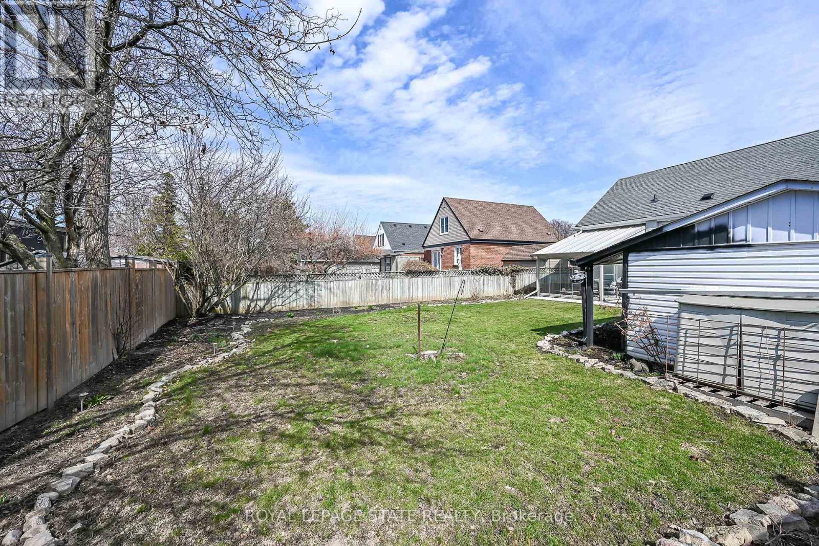 22 Marion Place, Hamilton, Ontario  L8G 1R7 - Photo 42 - X12974314