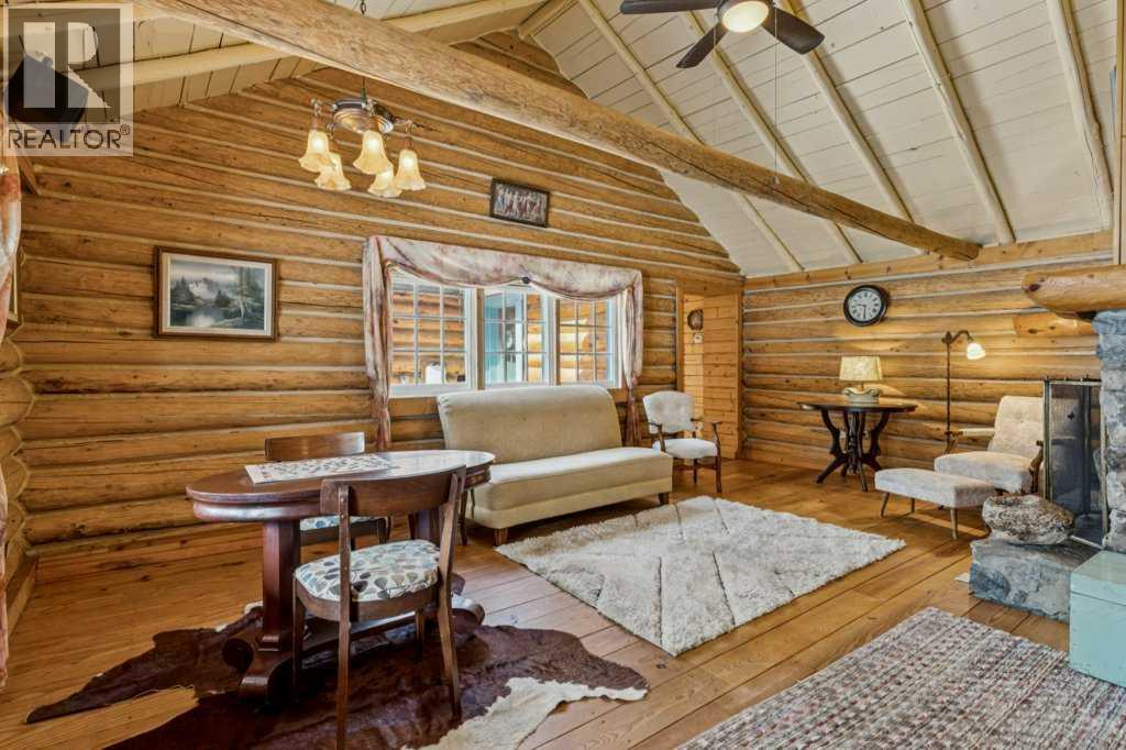 4 Pine Avenue, Bragg Creek, Alberta  T0L 0K0 - Photo 5 - A2292680