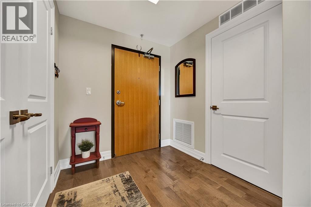 249 Grey Silo Road Unit# 405, Waterloo, Ontario  N2K 0G8 - Photo 5 - 40818862