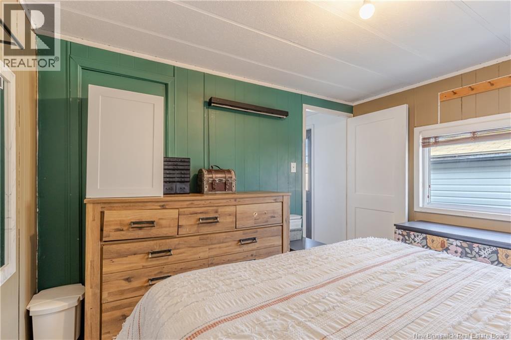 34 Elmdale Crescent, Fredericton, New Brunswick  E3B 6R1 - Photo 14 - NB136863