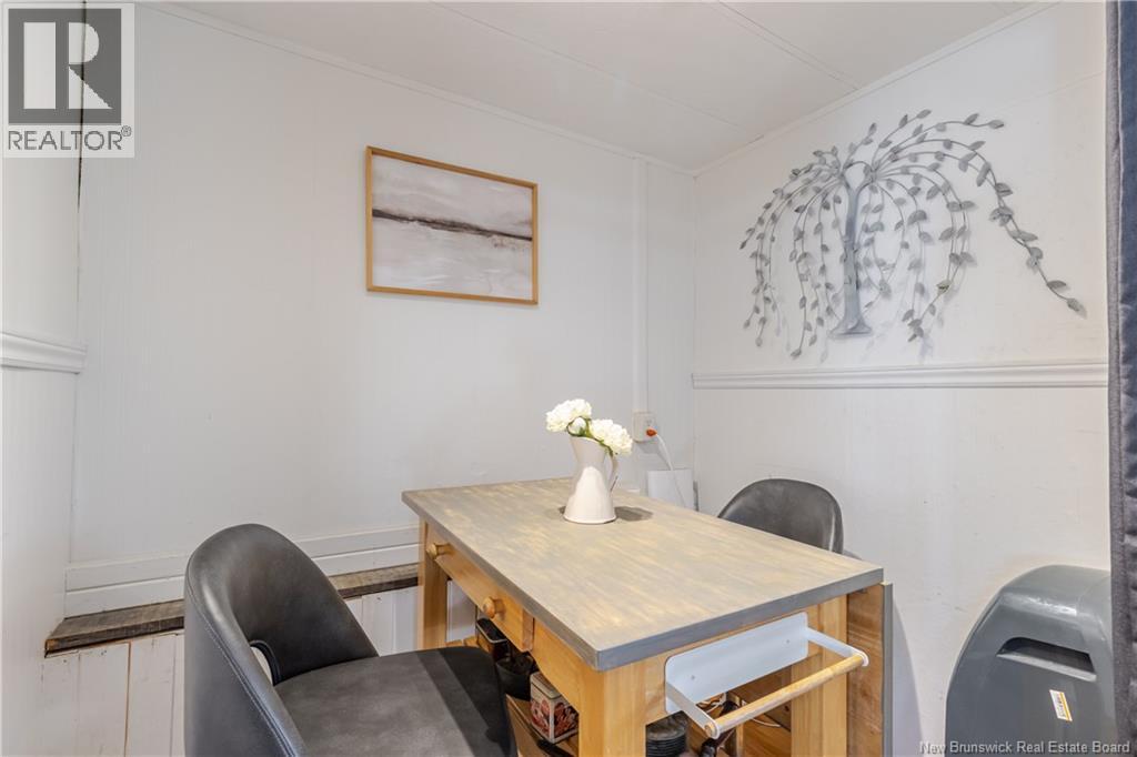 34 Elmdale Crescent, Fredericton, New Brunswick  E3B 6R1 - Photo 7 - NB136863
