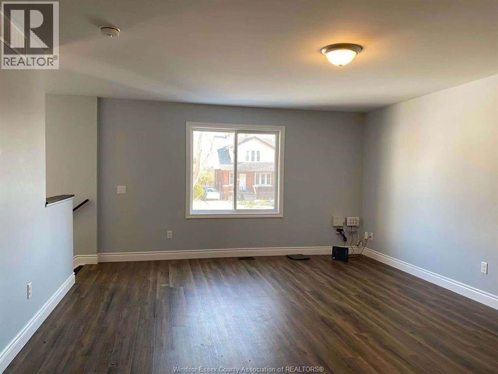 721 Partington, Windsor, Ontario  N9B 2N6 - Photo 2 - 26007673