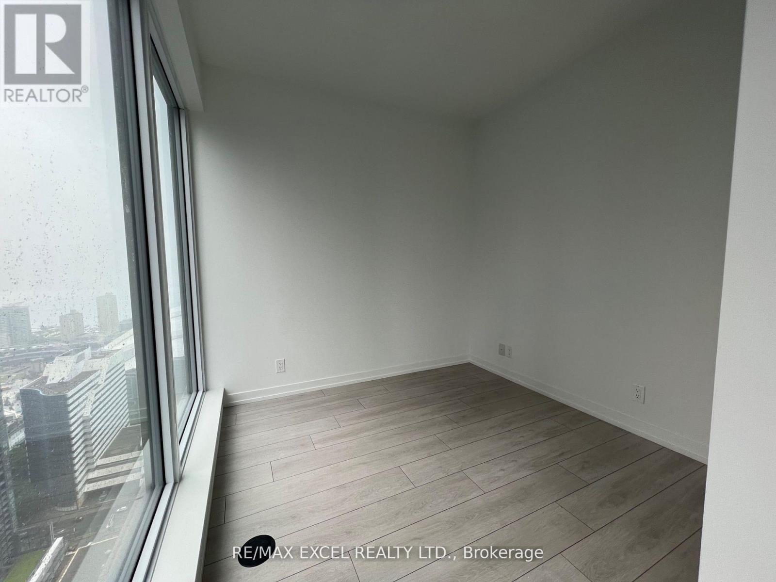 4910 - 55 Mercer Street, Toronto, Ontario  M5V 0W4 - Photo 2 - C12978294