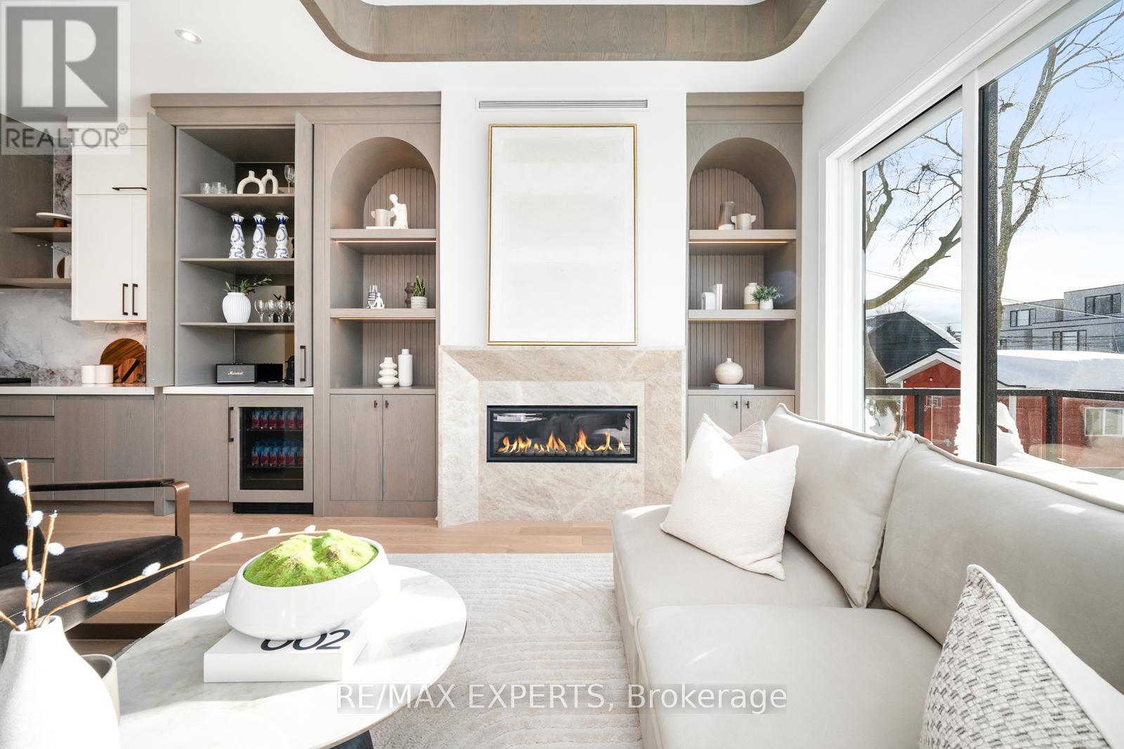 15 Holland Park Avenue, Toronto, Ontario  M6C 1M2 - Photo 21 - C12978372