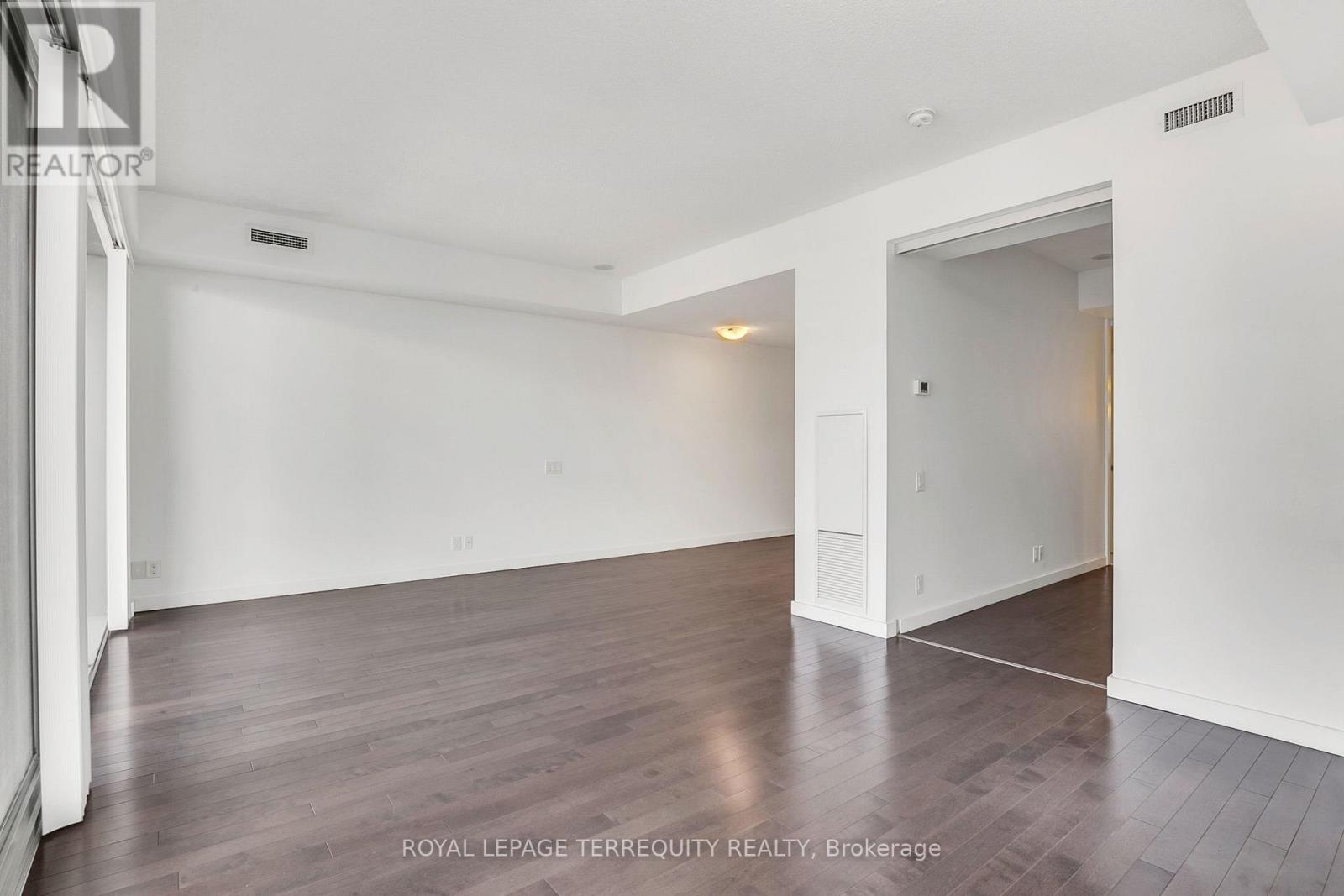 401 - 390 Cherry Street, Toronto, Ontario  M5A 0E2 - Photo 19 - C12978384