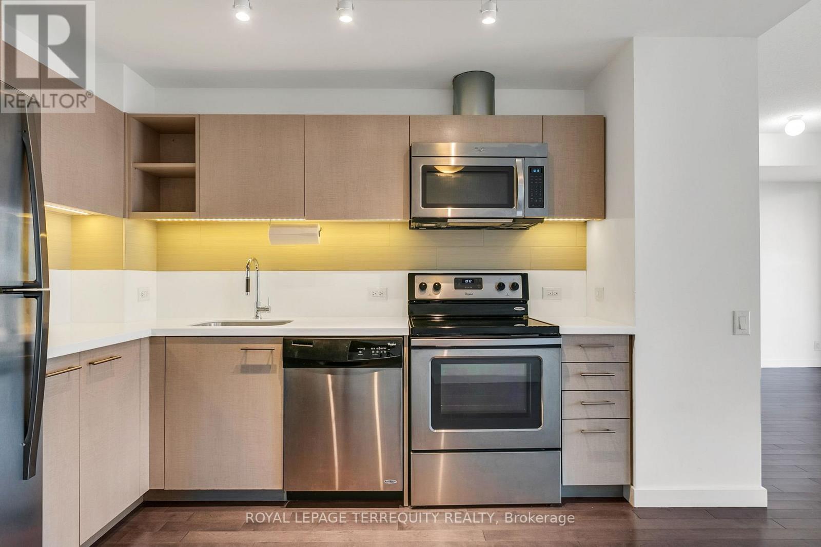 401 - 390 Cherry Street, Toronto, Ontario  M5A 0E2 - Photo 24 - C12978384