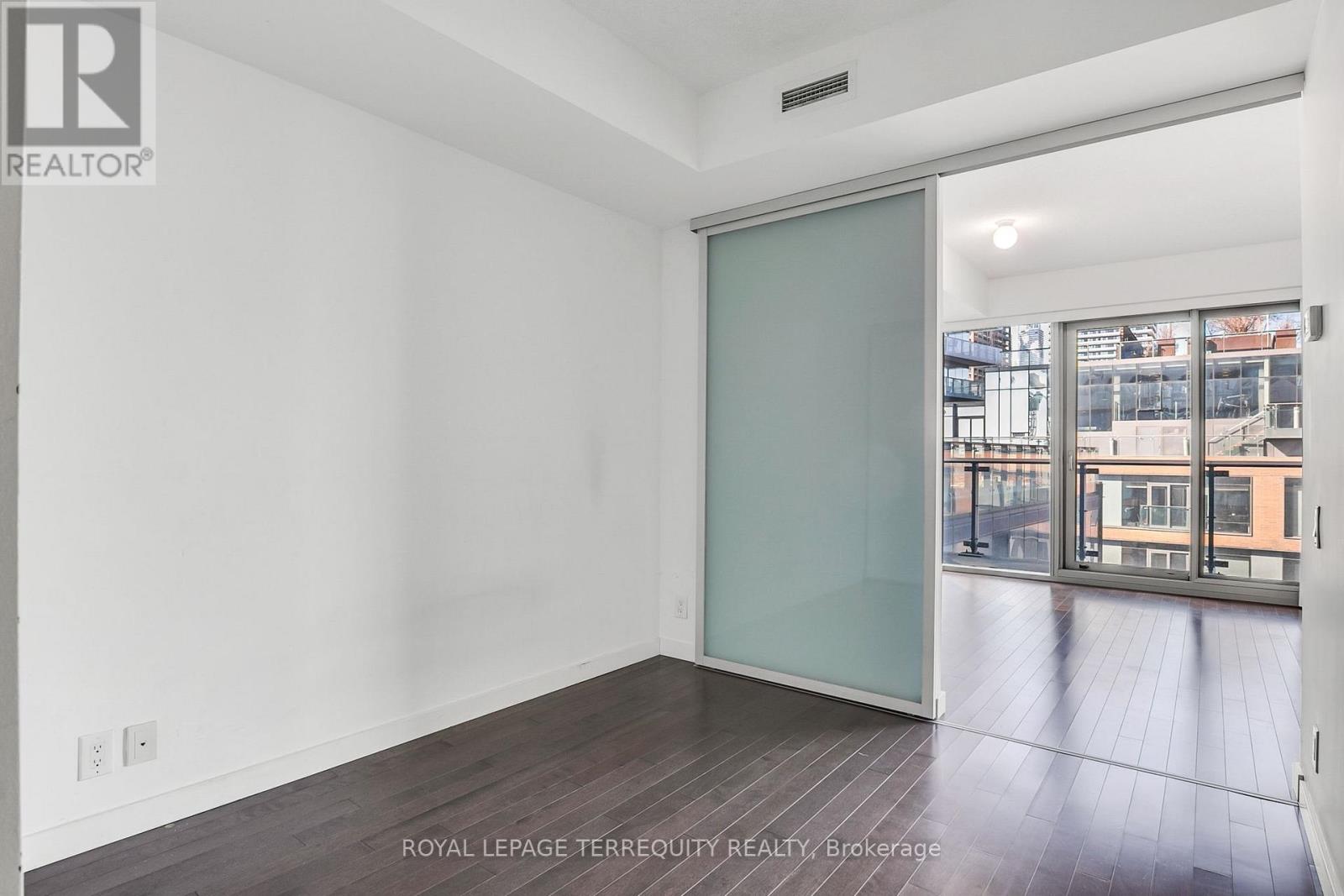 401 - 390 Cherry Street, Toronto, Ontario  M5A 0E2 - Photo 27 - C12978384