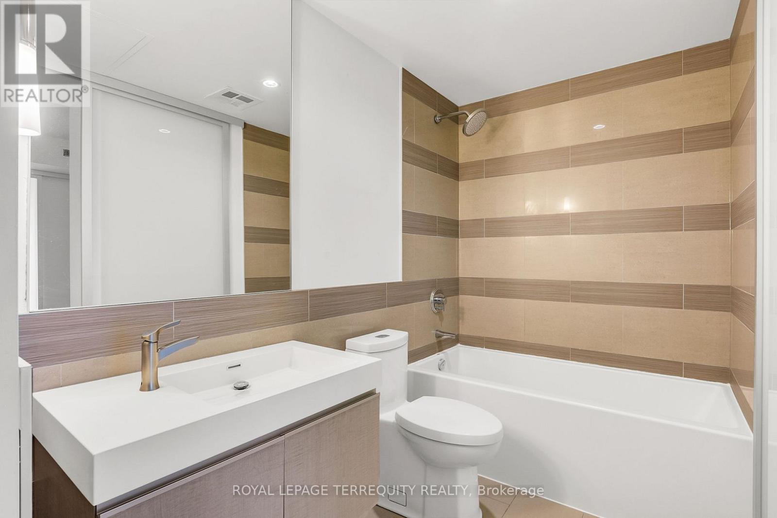 401 - 390 Cherry Street, Toronto, Ontario  M5A 0E2 - Photo 29 - C12978384