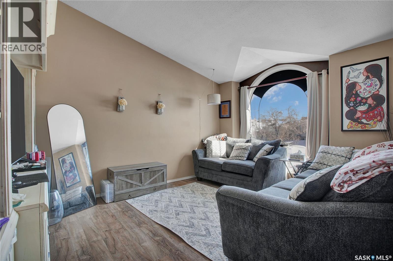 319 Crystal Way, Warman, Saskatchewan  S0K 4S0 - Photo 3 - SK032491