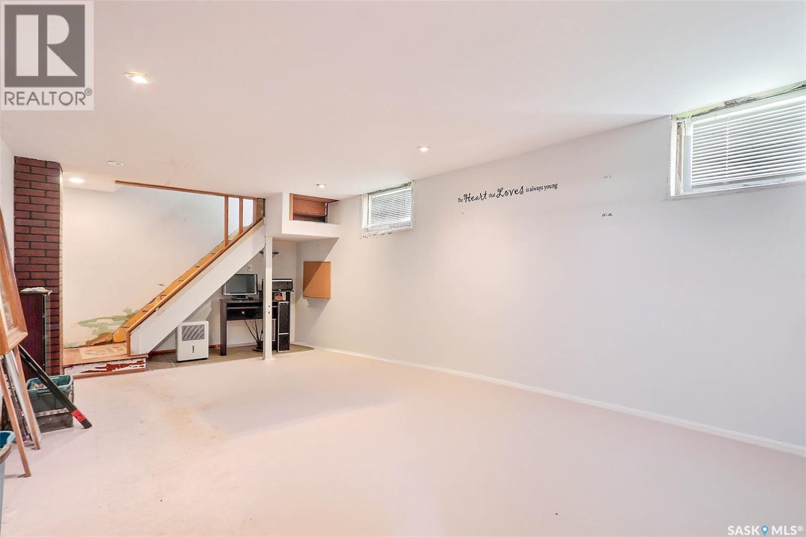 385 19th Street W, Prince Albert, Saskatchewan  S6V 4C8 - Photo 12 - SK032480