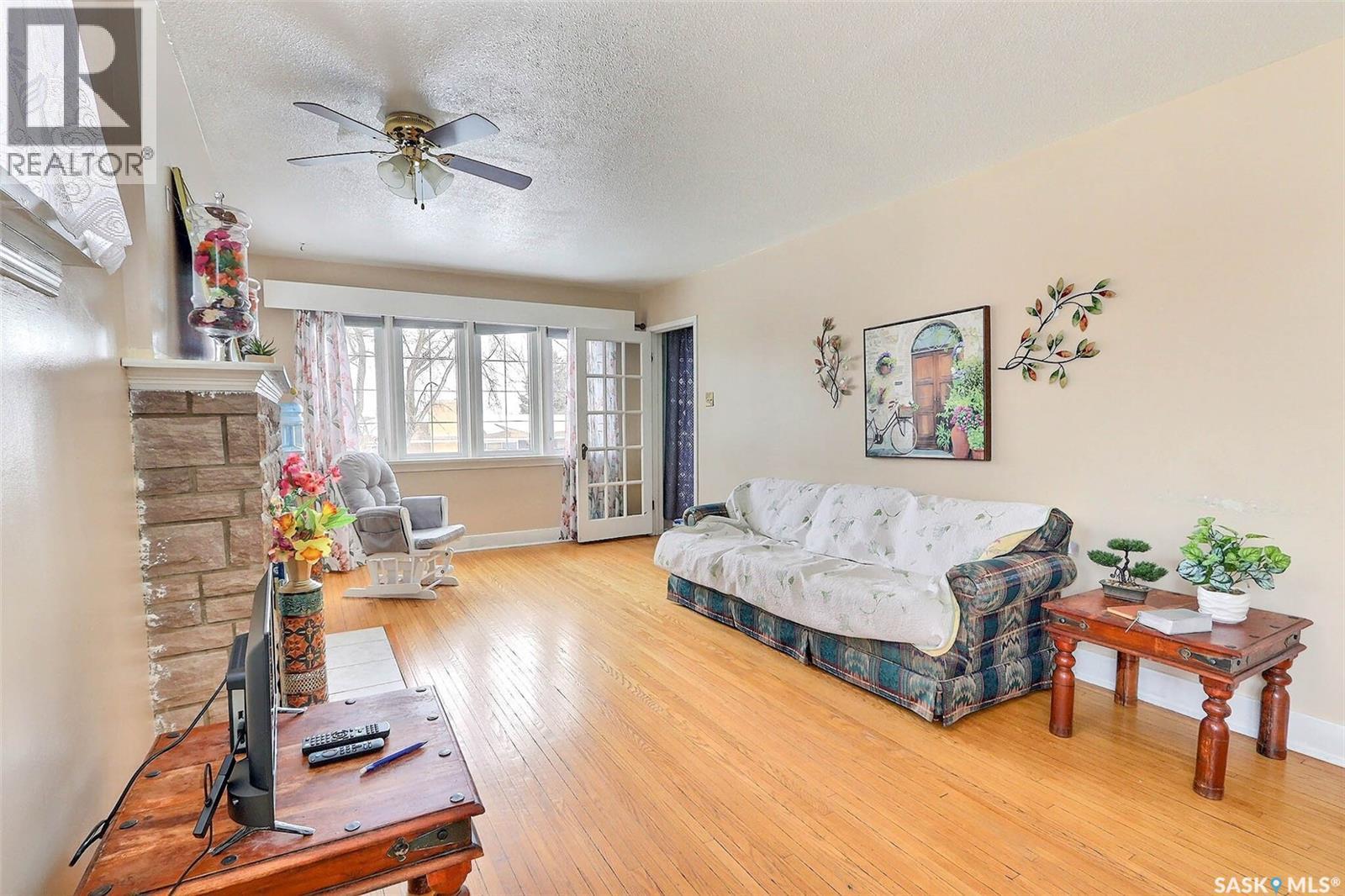 385 19th Street W, Prince Albert, Saskatchewan  S6V 4C8 - Photo 4 - SK032480