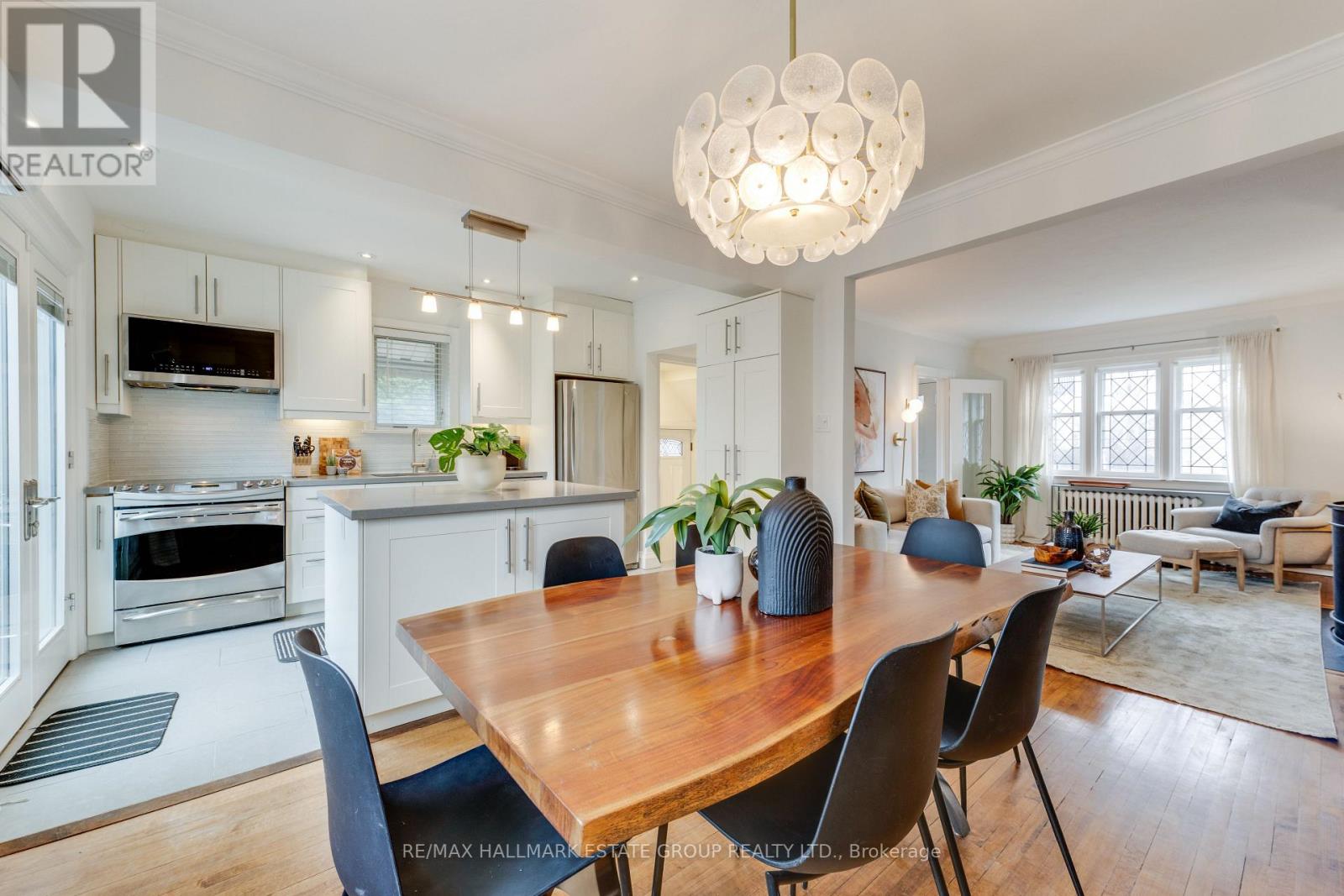 242 O'connor Drive, Toronto, Ontario  M4J 2T4 - Photo 12 - E12978338