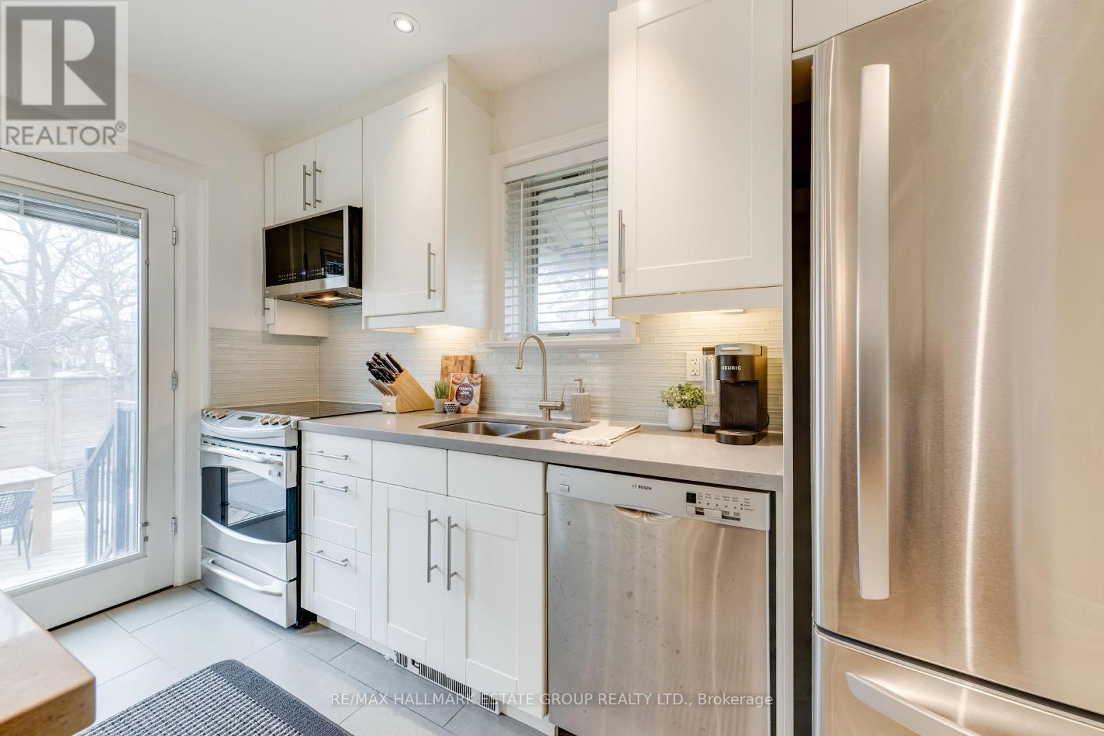 242 O'connor Drive, Toronto, Ontario  M4J 2T4 - Photo 16 - E12978338