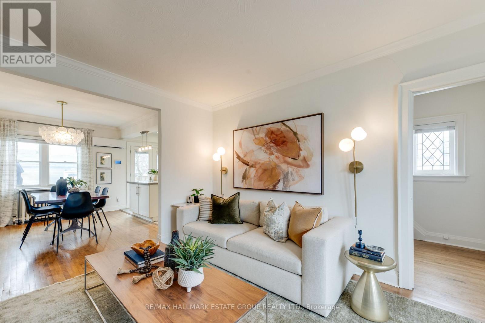 242 O'connor Drive, Toronto, Ontario  M4J 2T4 - Photo 6 - E12978338