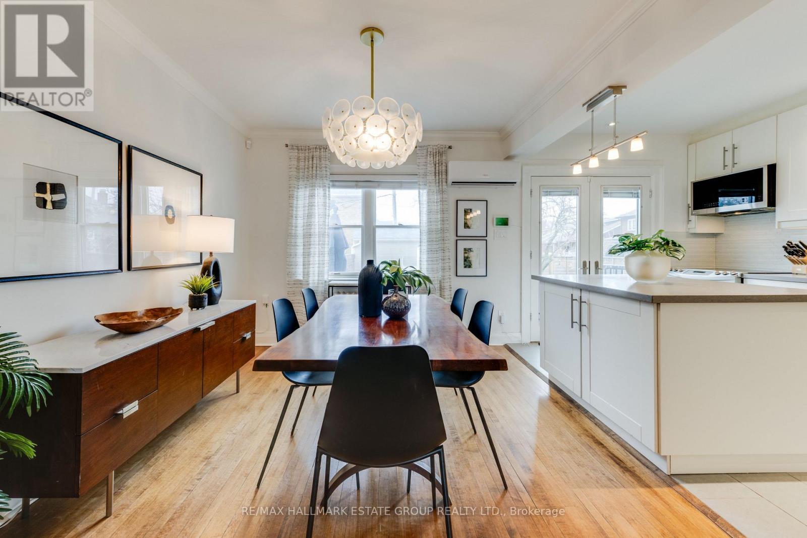 242 O'connor Drive, Toronto, Ontario  M4J 2T4 - Photo 8 - E12978338