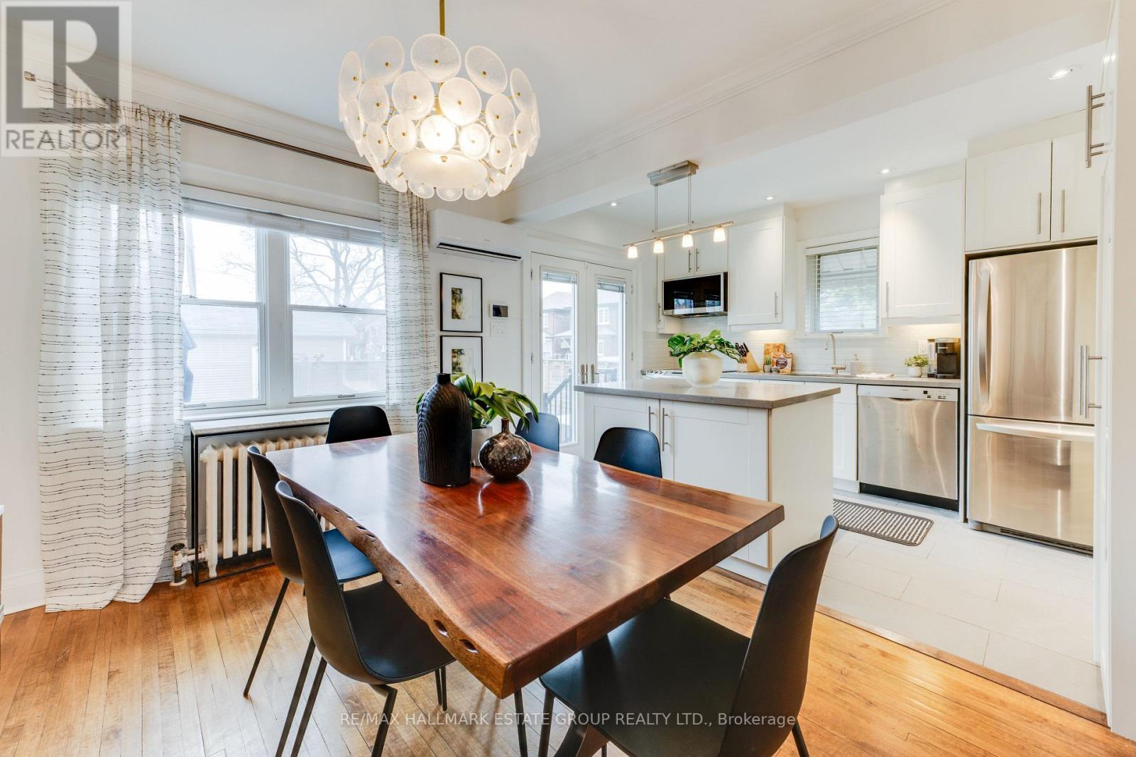 242 O'connor Drive, Toronto, Ontario  M4J 2T4 - Photo 9 - E12978338