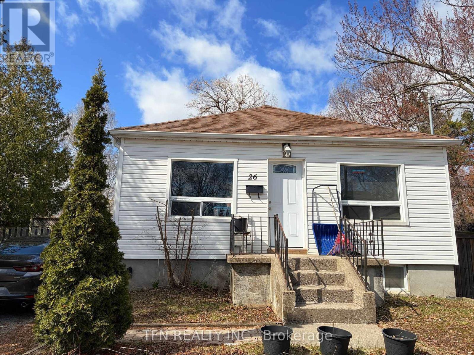 26 BUSH DRIVE, Toronto, Ontario