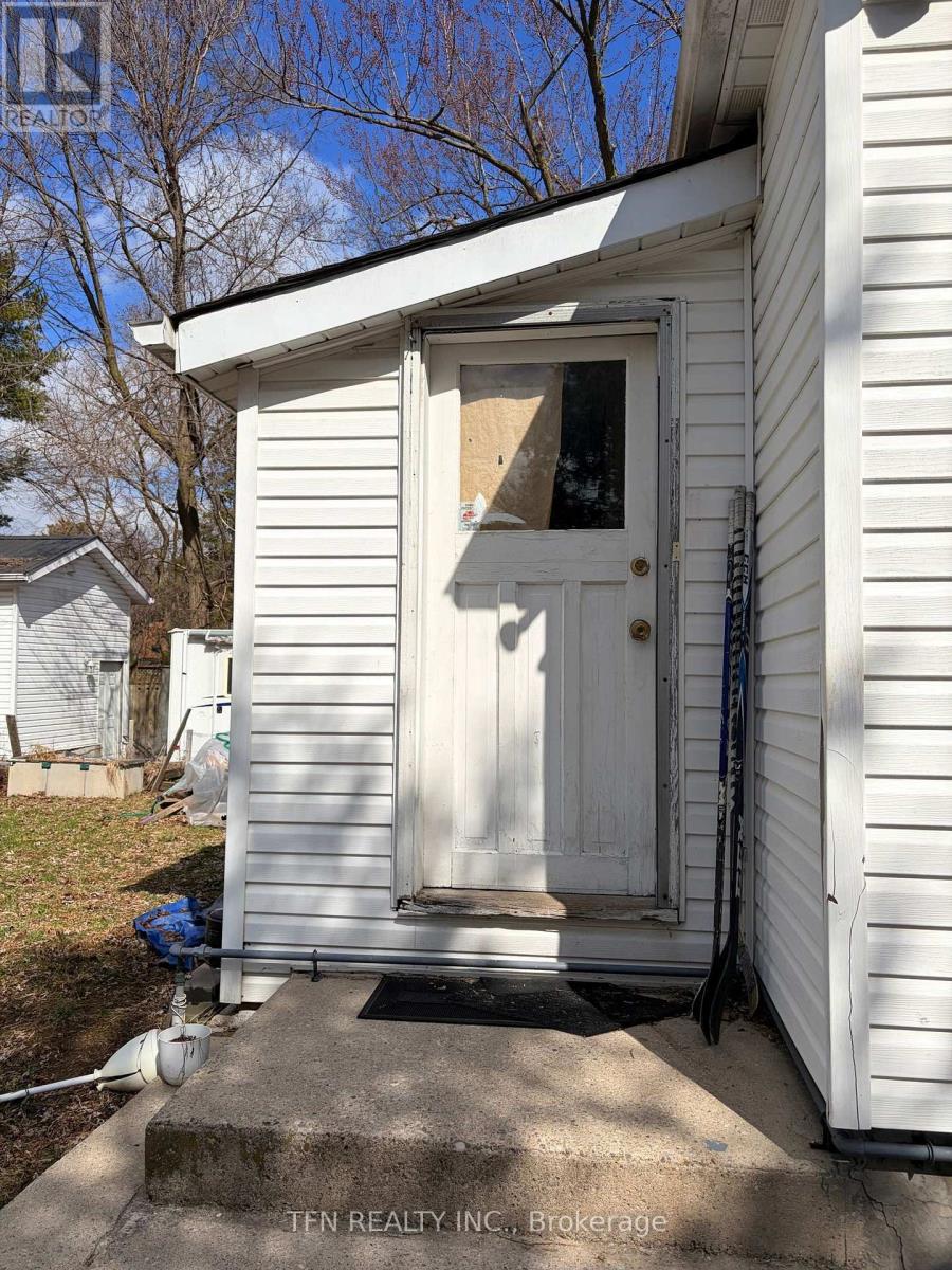 26 Bush Drive, Toronto, Ontario  M1C 1G6 - Photo 2 - E12978342