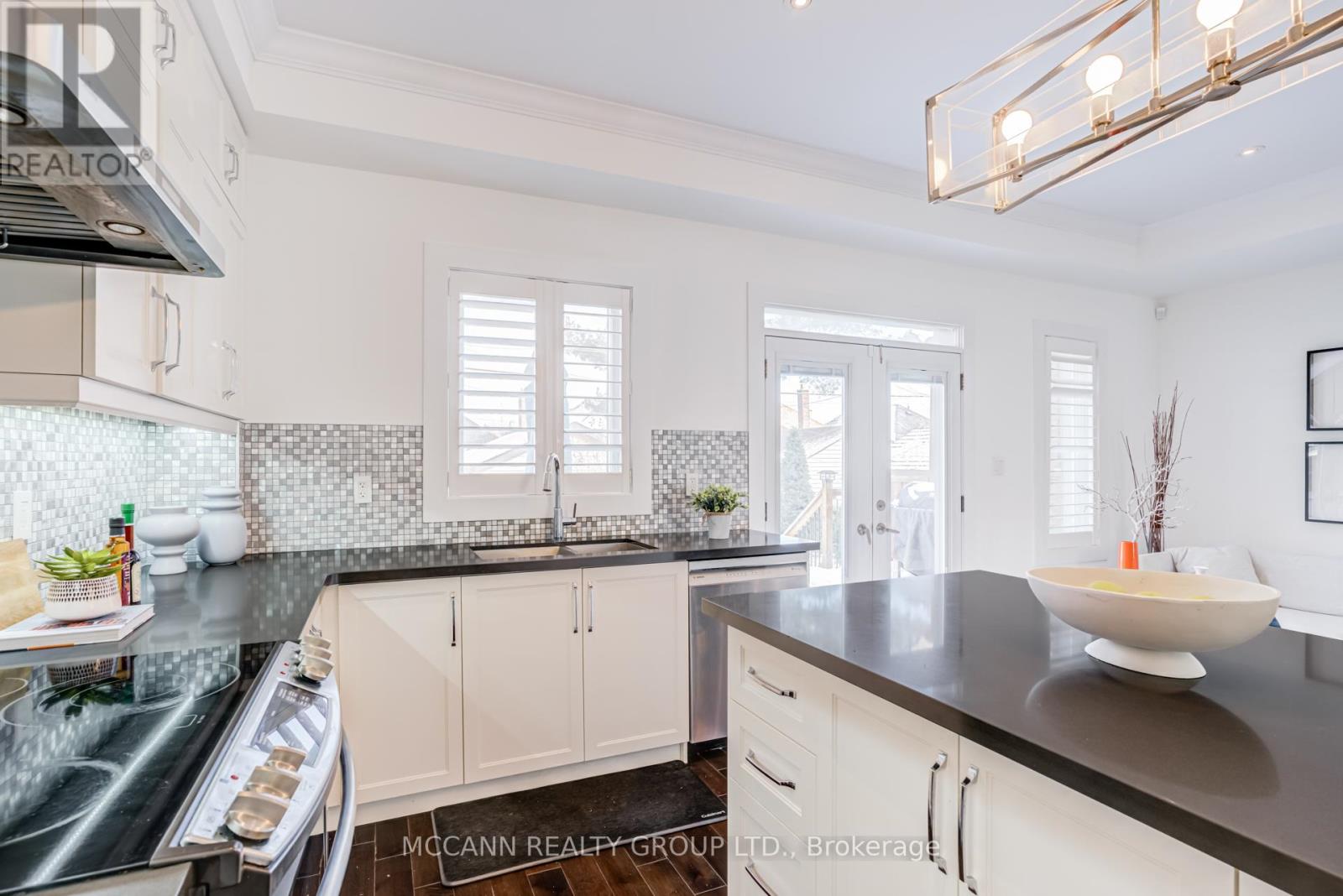 1155 Greenwood Avenue, Toronto, Ontario  M4J 4E7 - Photo 21 - E12978354